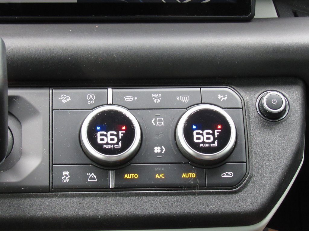 Used 2022 Land Rover Defender 110 X-Dynamic HSE image 30