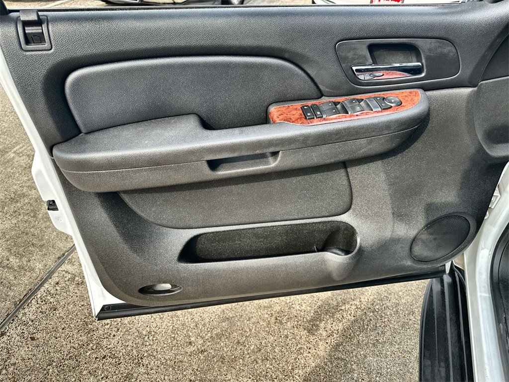 Used 2009 Chevrolet Tahoe LT image 21