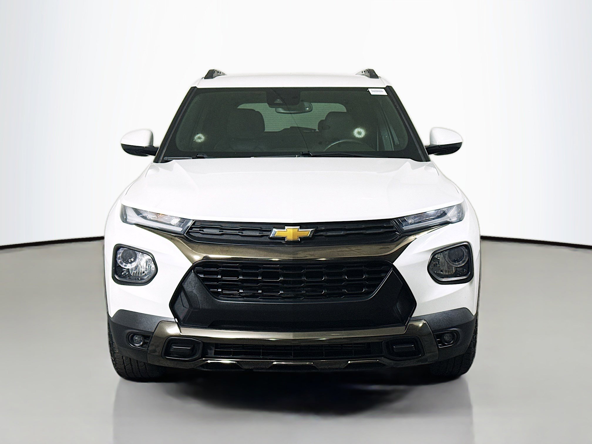 Used 2023 Chevrolet TrailBlazer ACTIV w/ Technology Package image 2
