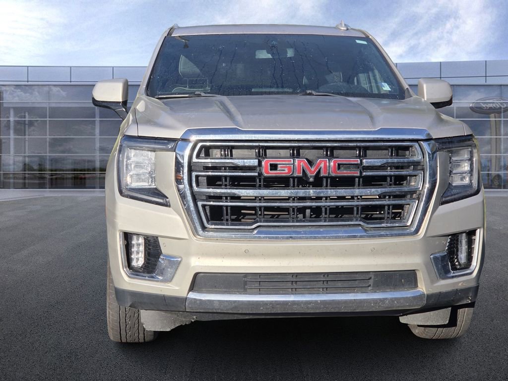 Used 2022 GMC Yukon SLT w/ SLT Luxury Package RWD image 2