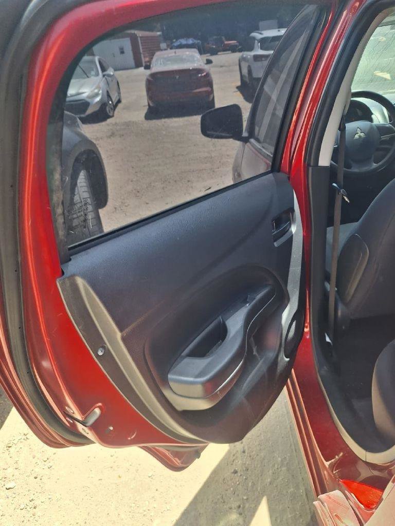 Used 2018 Mitsubishi Mirage ES FWD image 7