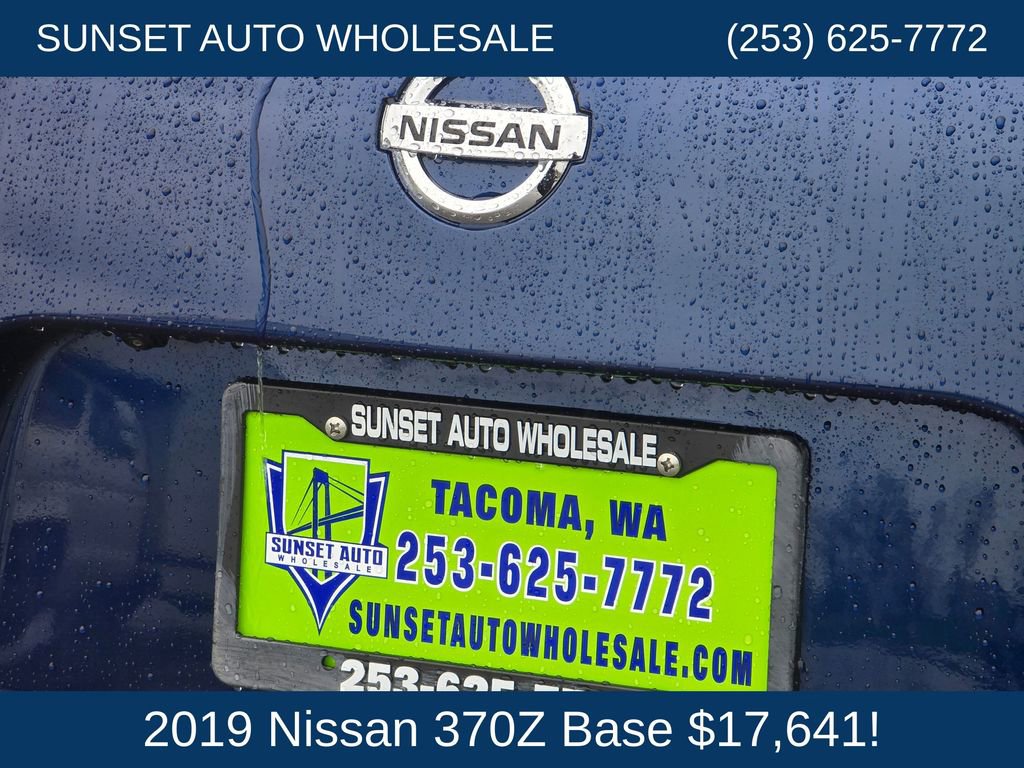 Used 2019 Nissan 370Z Coupe RWD image 22