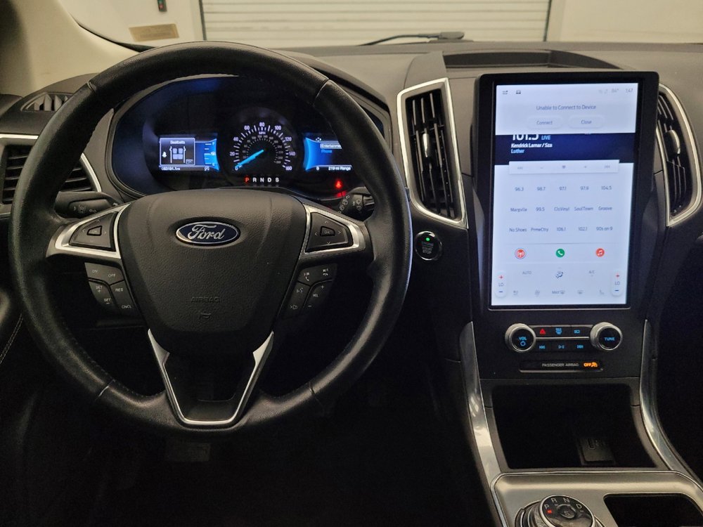 Used 2023 Ford Edge Titanium image 22