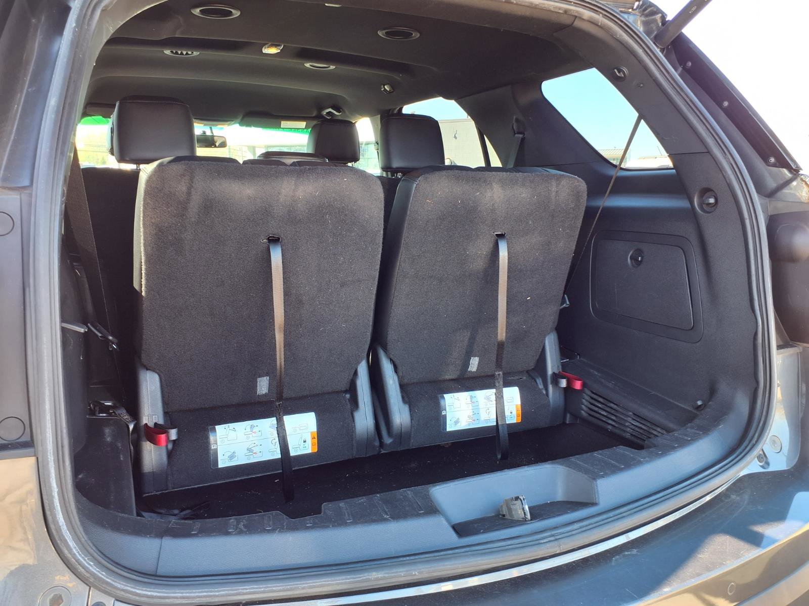 Used 2017 Ford Explorer XLT w/ Equipment Group 202A AWD/4WD image 23