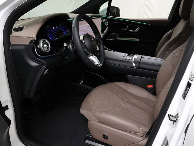 New 2026 Mercedes-Benz EQE 320 4MATIC SUV image 11