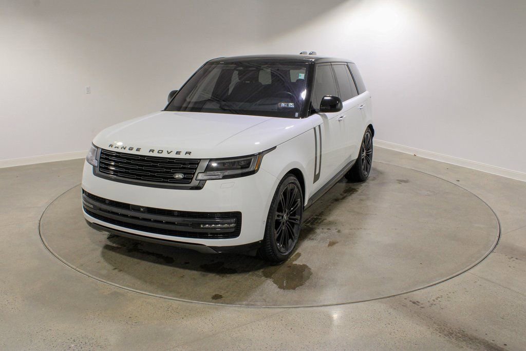 Used 2022 Land Rover Range Rover SE