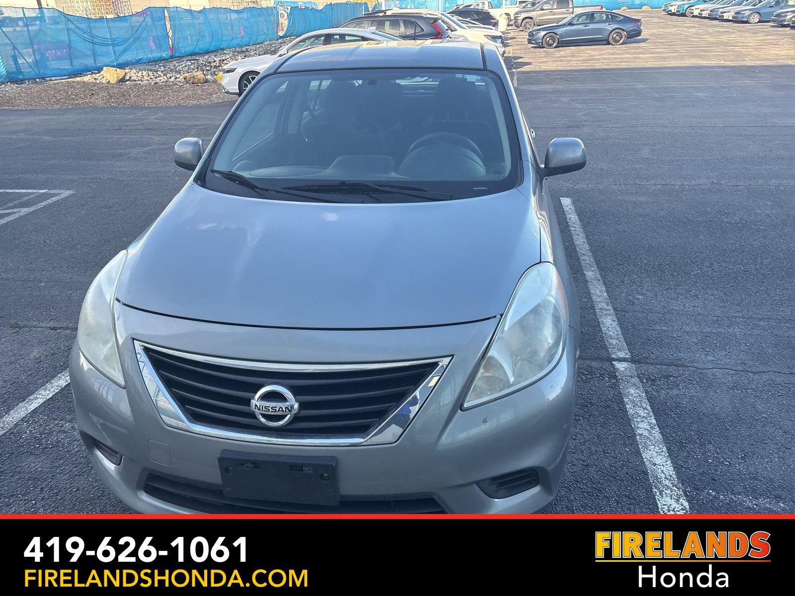Used 2014 Nissan Versa SV w/ Convenience Package image 5