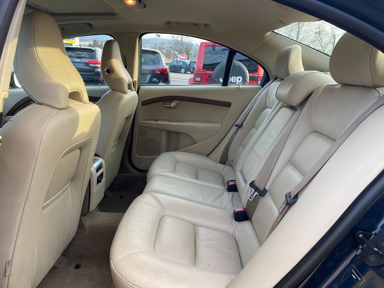 Used 2010 Volvo S80 3.2 image 21