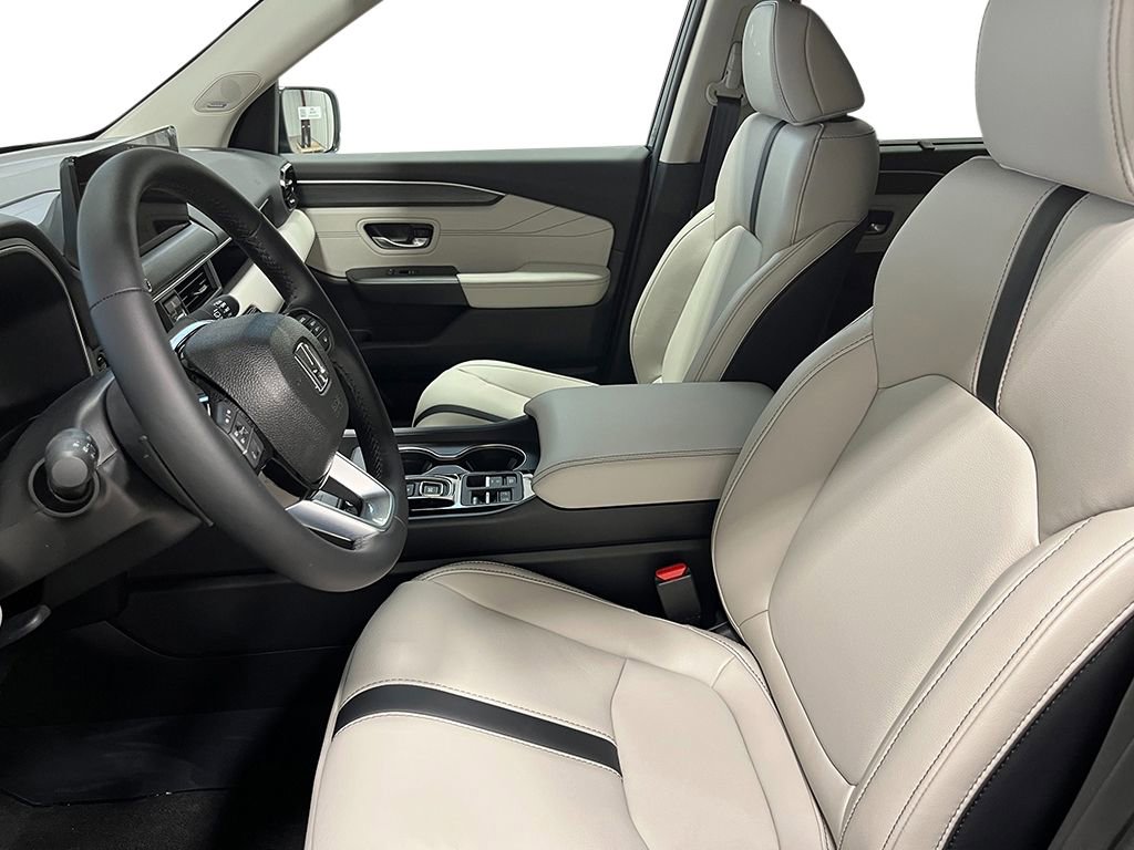 New 2026 Honda Pilot Touring image 12