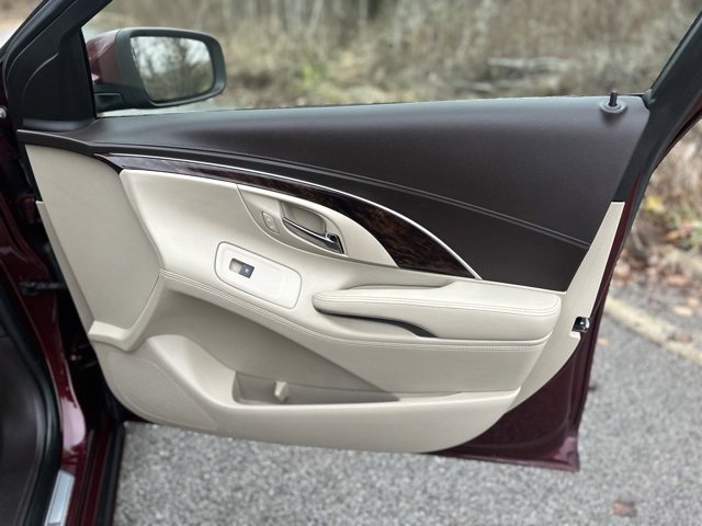 Used 2016 Buick LaCrosse Leather image 19