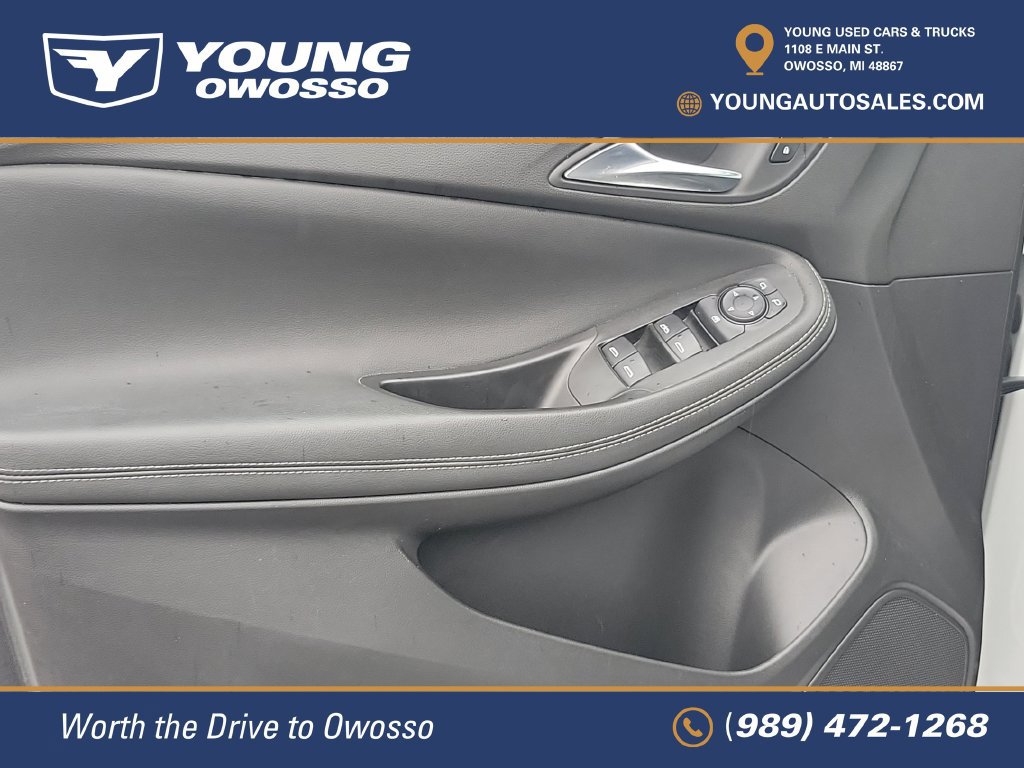 Used 2023 Buick Encore GX Select AWD/4WD image 23