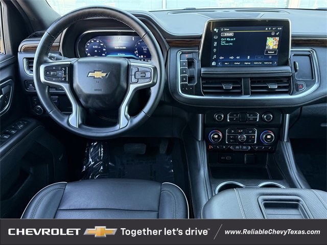 Used 2023 Chevrolet Suburban Premier image 11