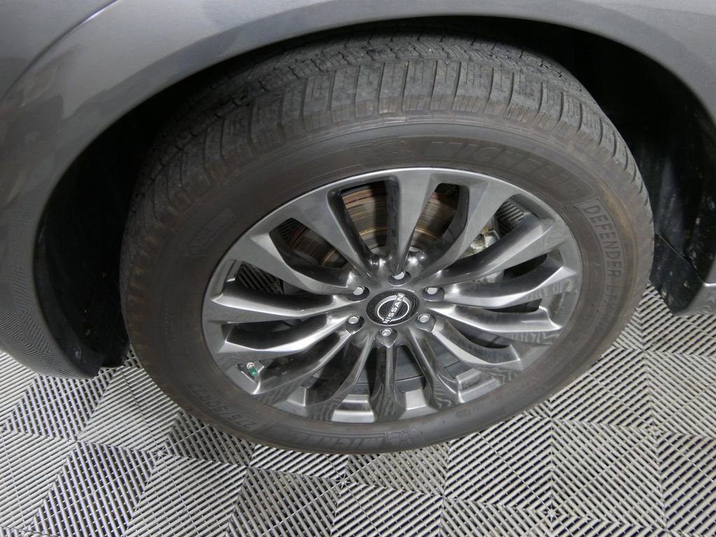 Used 2022 Nissan Armada Platinum w/ Captain's Chairs Package image 11