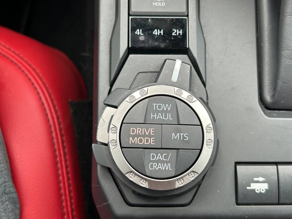 Certified 2025 Toyota Tacoma TRD Pro AWD/4WD image 33