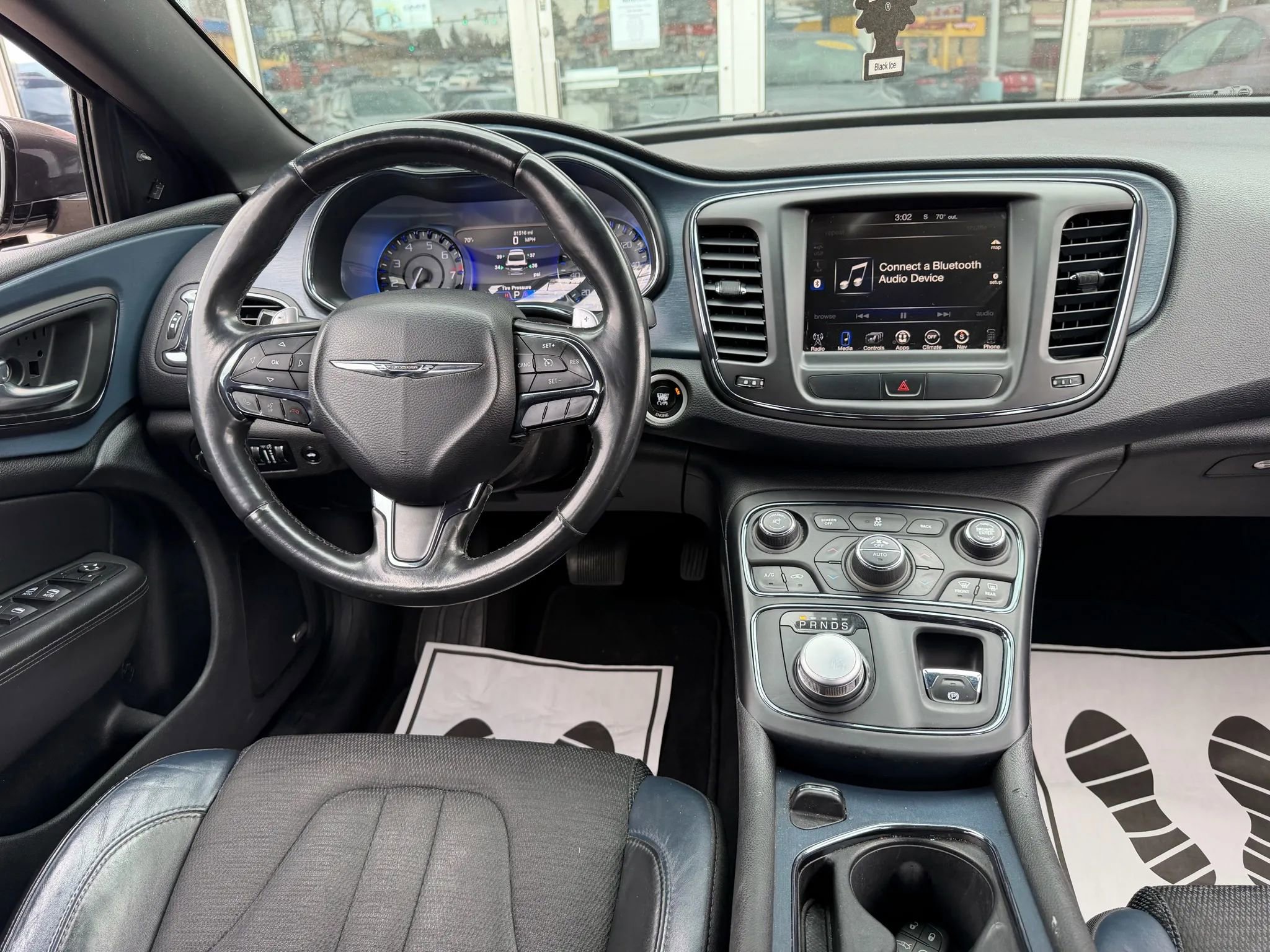 Used 2015 Chrysler 200 S w/ Navigation & Sound Group I image 25