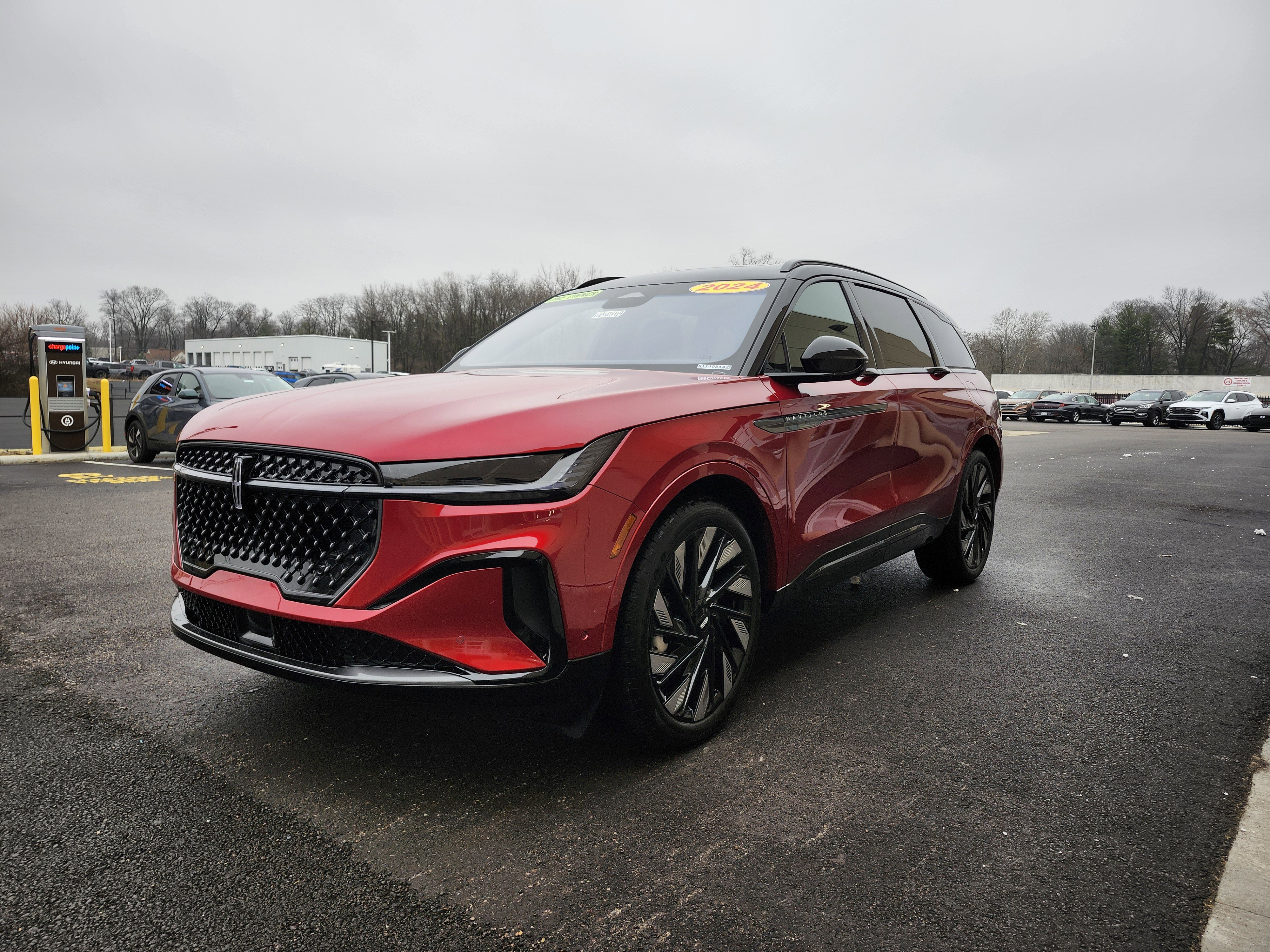 Used 2024 Lincoln Nautilus Reserve w/ Equipment Group 202A image 31