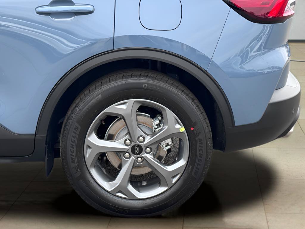 New 2026 Ford Escape ST-Line w/ Tech Pack #1 FWD image 37