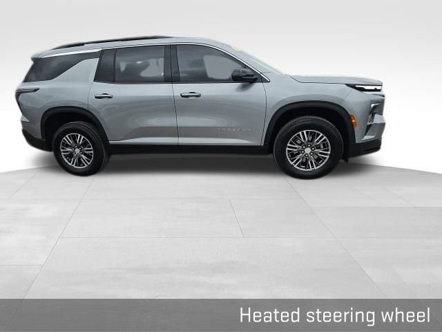 Used 2024 Chevrolet Traverse LT image 27