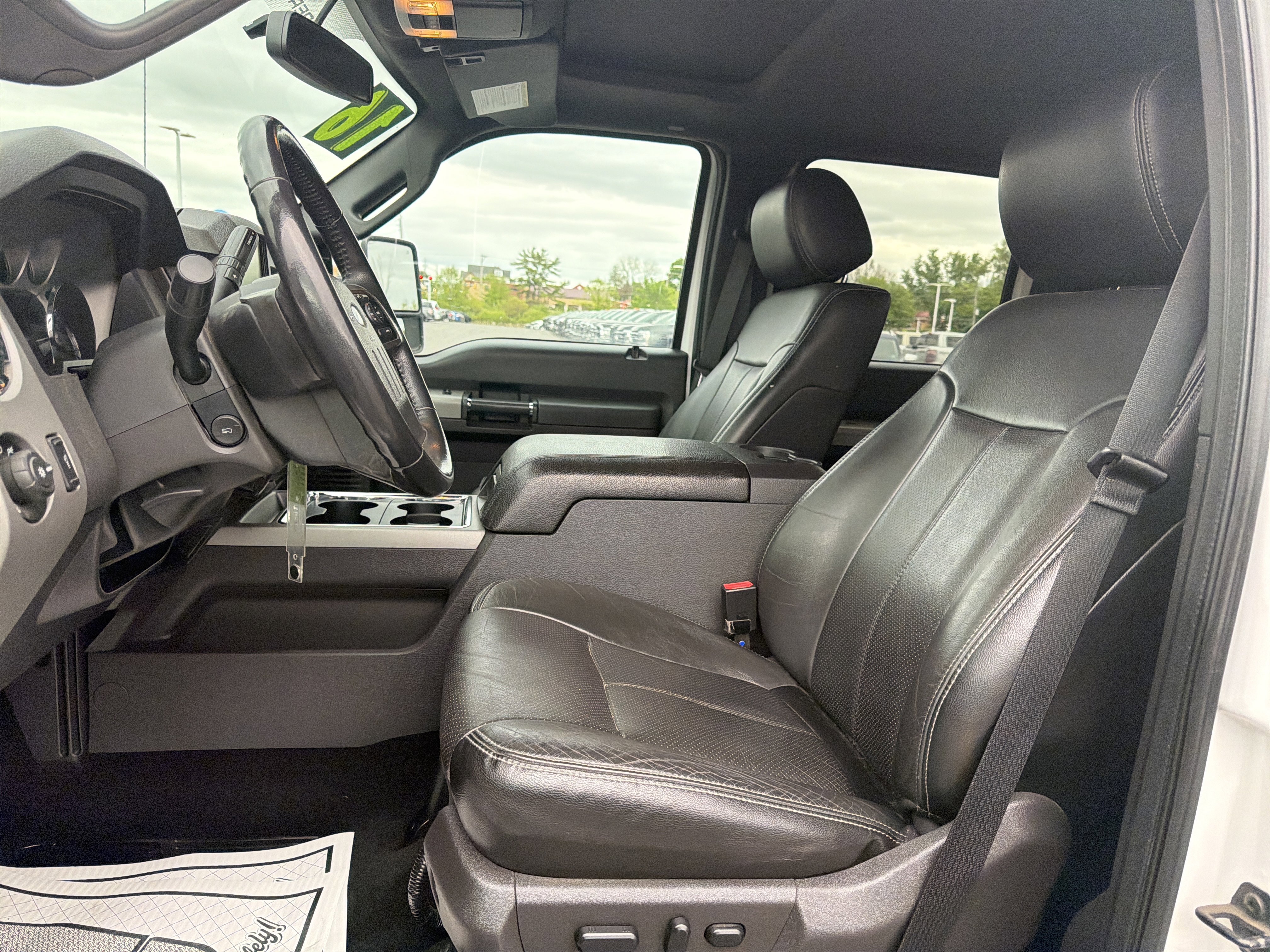 Used 2016 Ford F450 Lariat w/ Lariat Ultimate Package AWD/4WD image 12