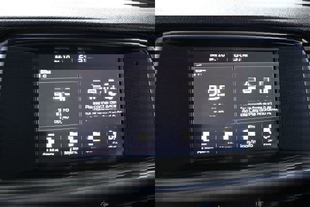 Used 2018 Kia Optima LX image 16