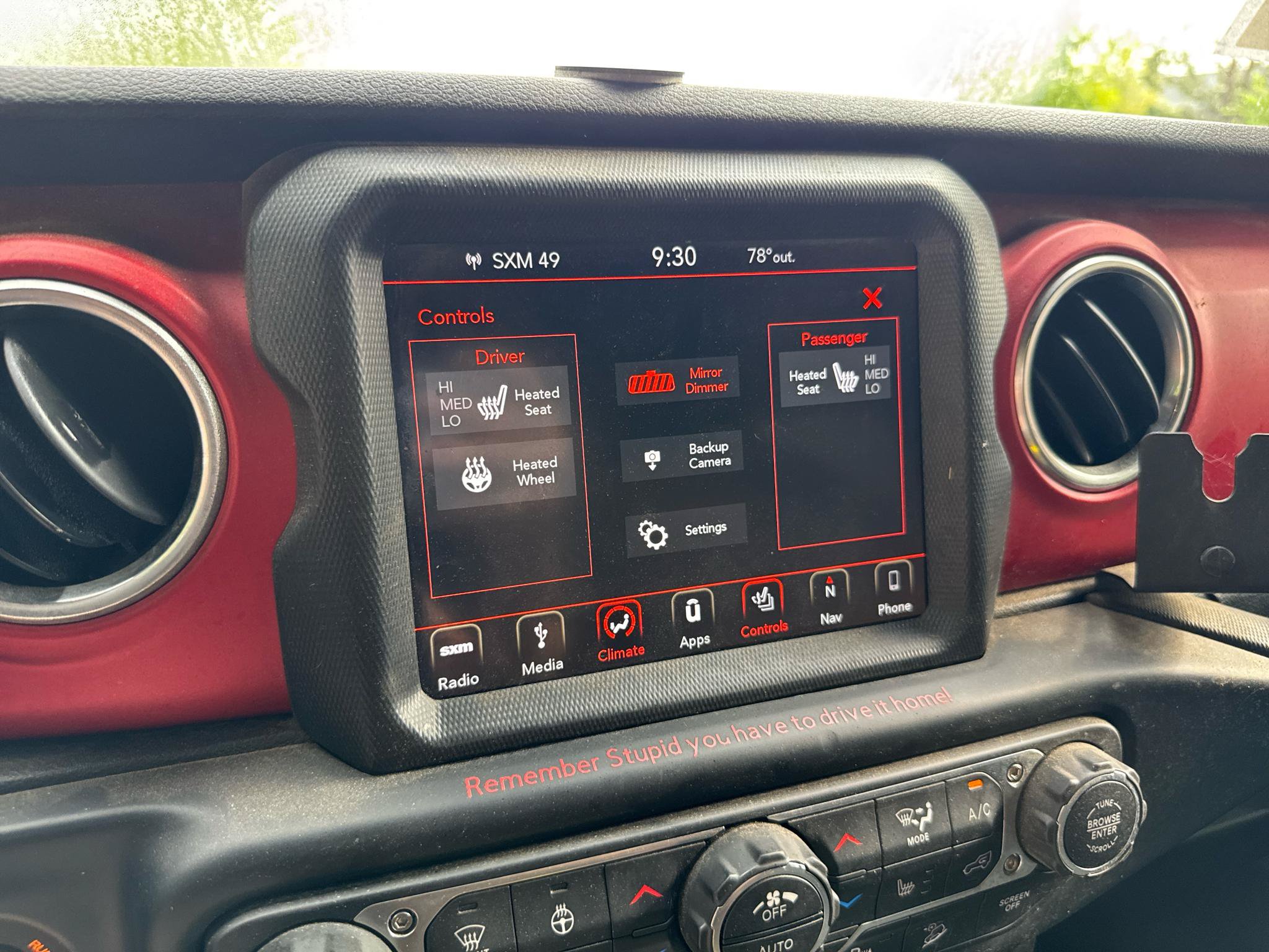 Used 2019 Jeep Wrangler Unlimited Rubicon AWD/4WD image 9