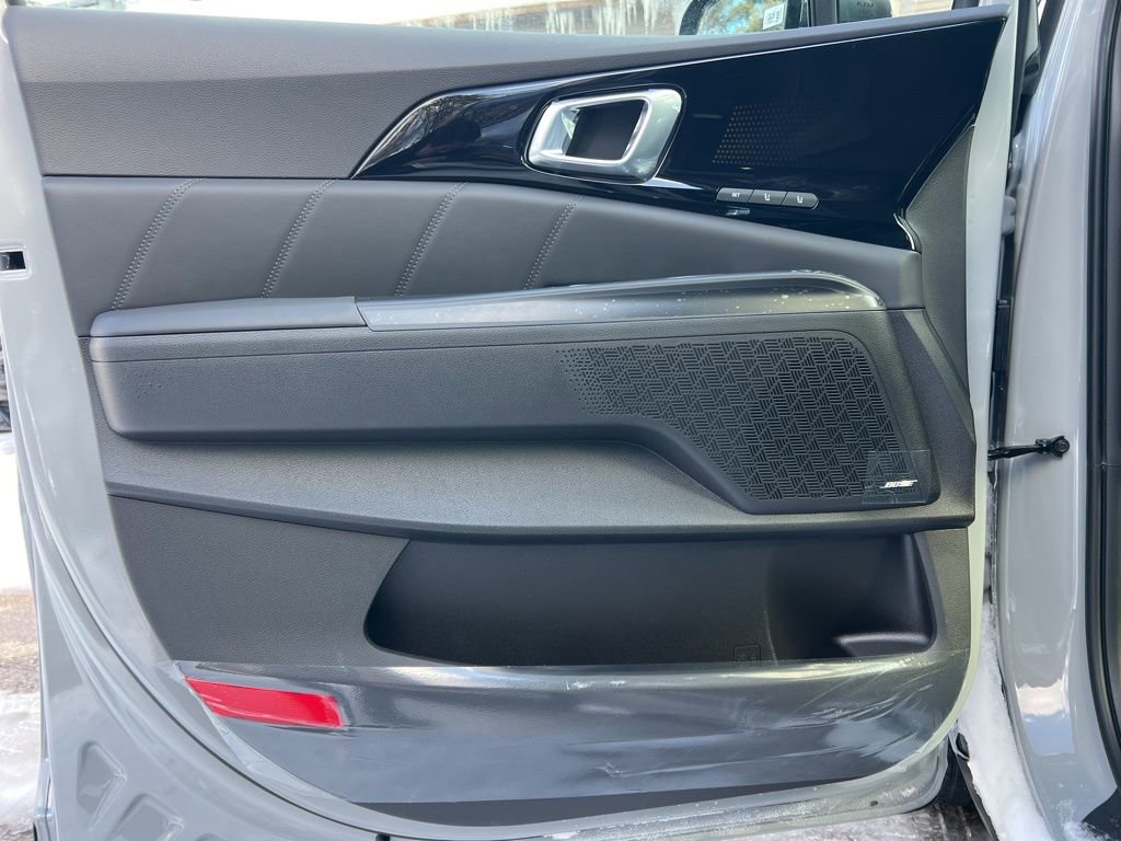 New 2026 Kia Carnival SX Prestige image 8