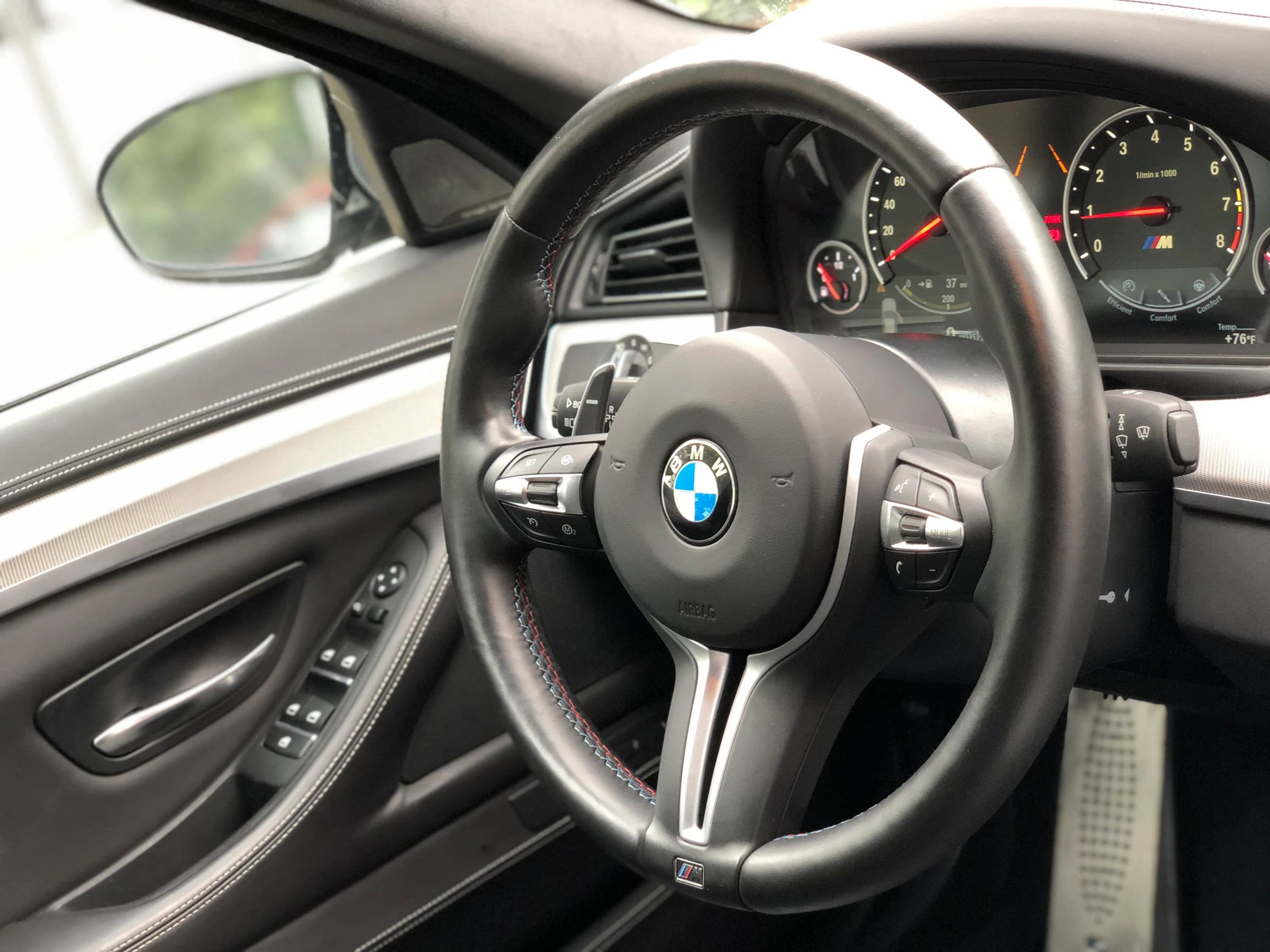 Used 2016 BMW M5 image 35