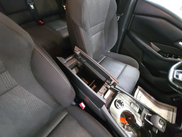 Used 2025 Nissan Rogue SV AWD/4WD image 29