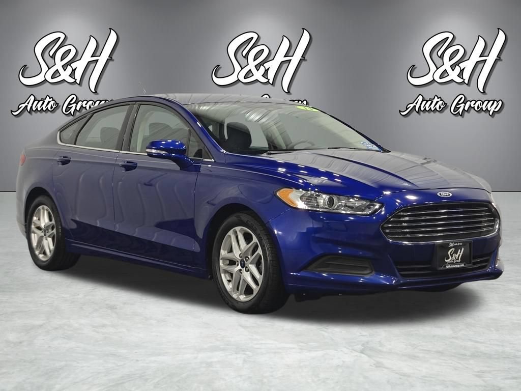 Used 2014 Ford Fusion SE FWD image 2