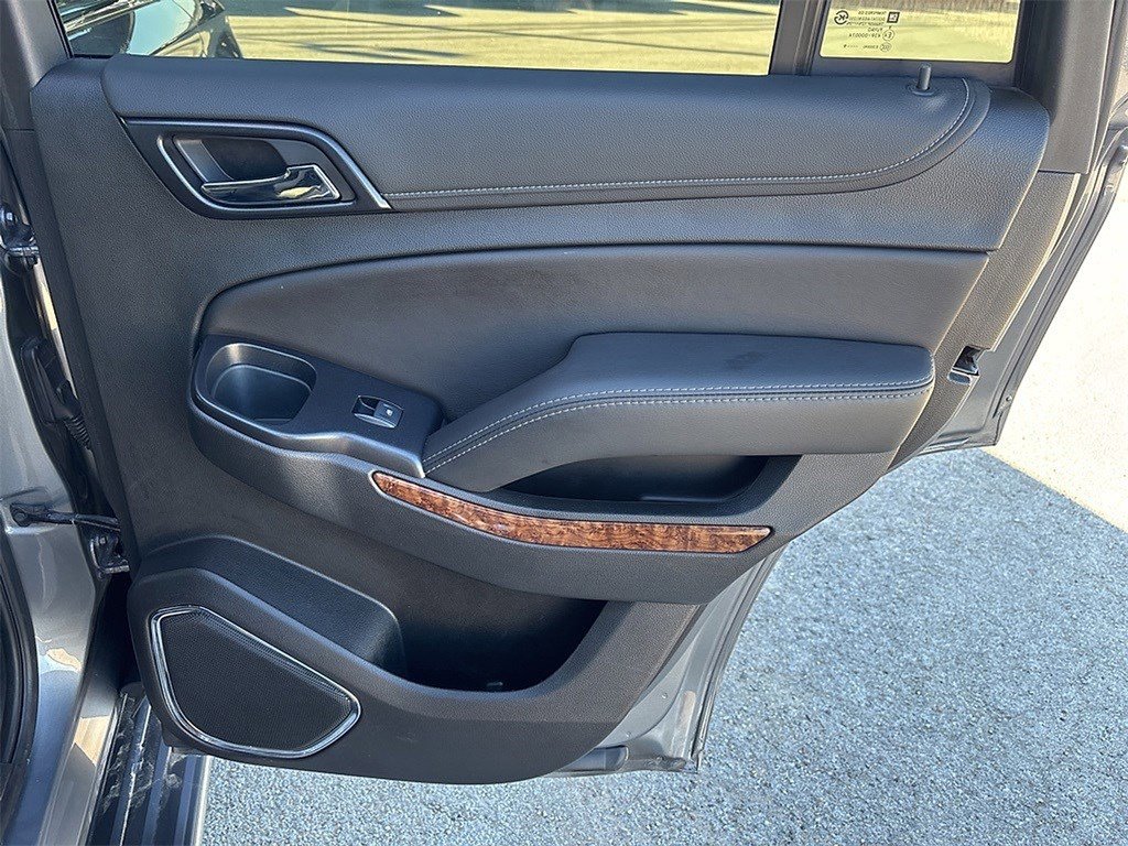 Used 2019 Chevrolet Tahoe Premier w/ Max Trailering Package image 18
