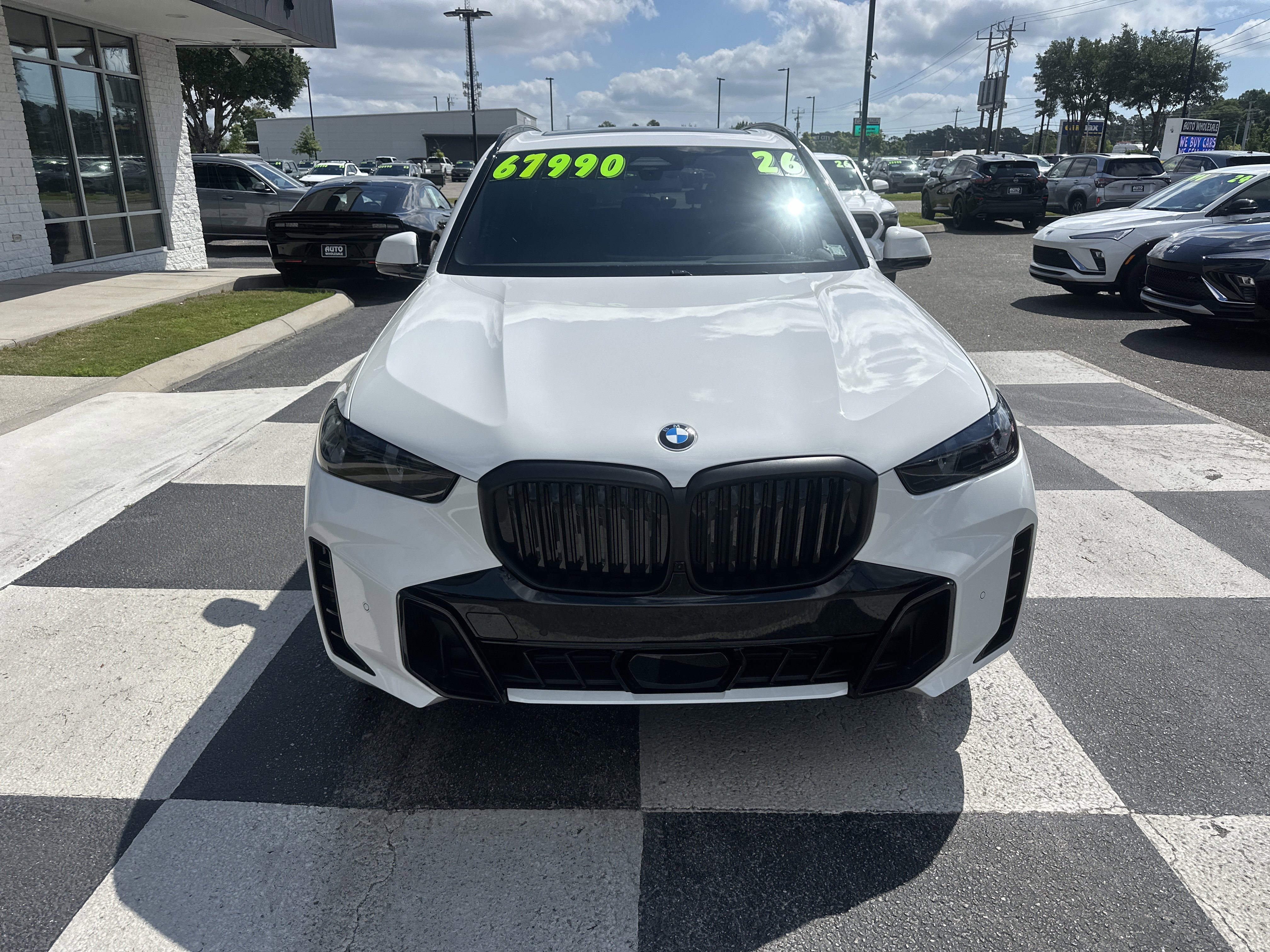 Used 2026 BMW X5 xDrive40i w/ M Sport Package AWD/4WD image 2