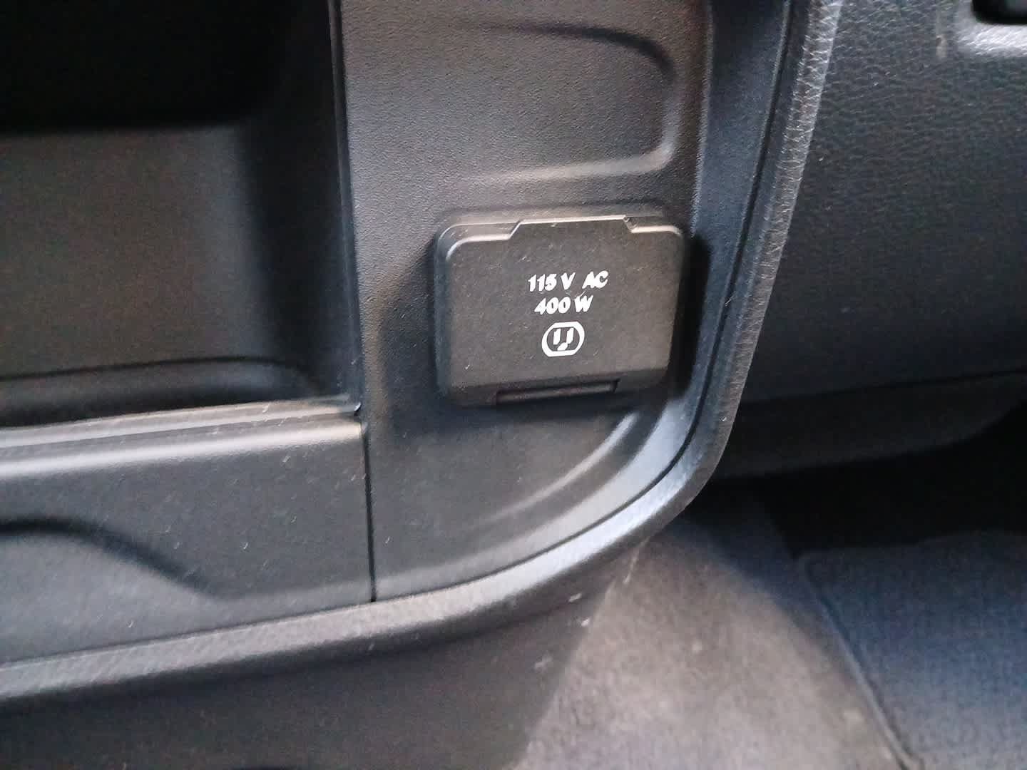 Used 2024 RAM 2500 Laramie w/ Safety Group AWD/4WD image 37