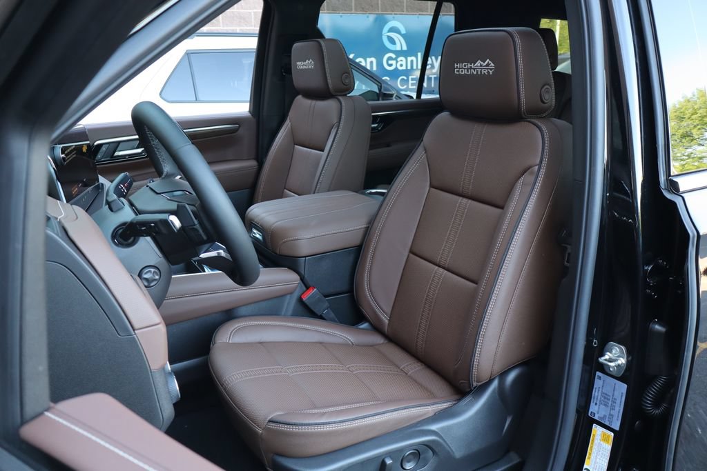 New 2026 Chevrolet Tahoe High Country AWD/4WD image 15