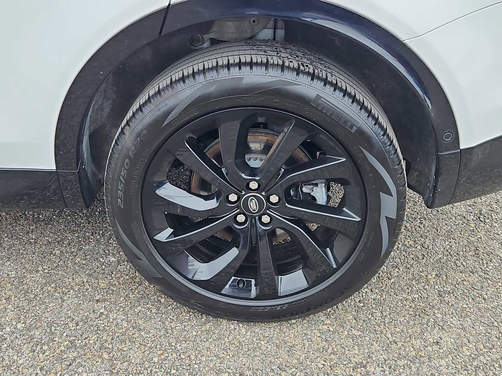 Used 2024 Land Rover Discovery Sport Dynamic SE AWD/4WD image 8