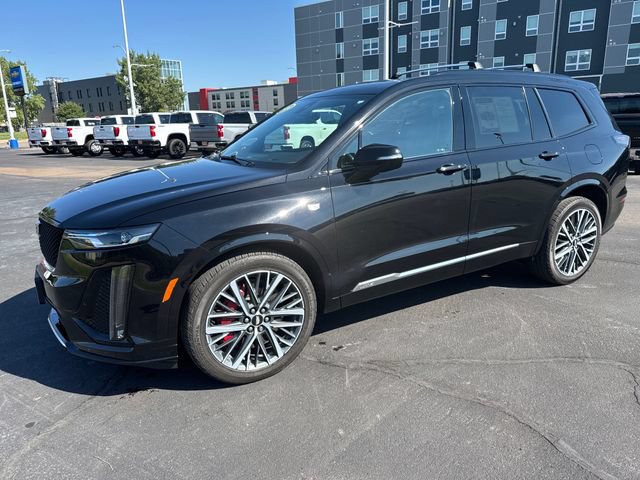 Used 2024 Cadillac XT6 Sport w/ LPO, Floor Liner Package AWD/4WD image 1