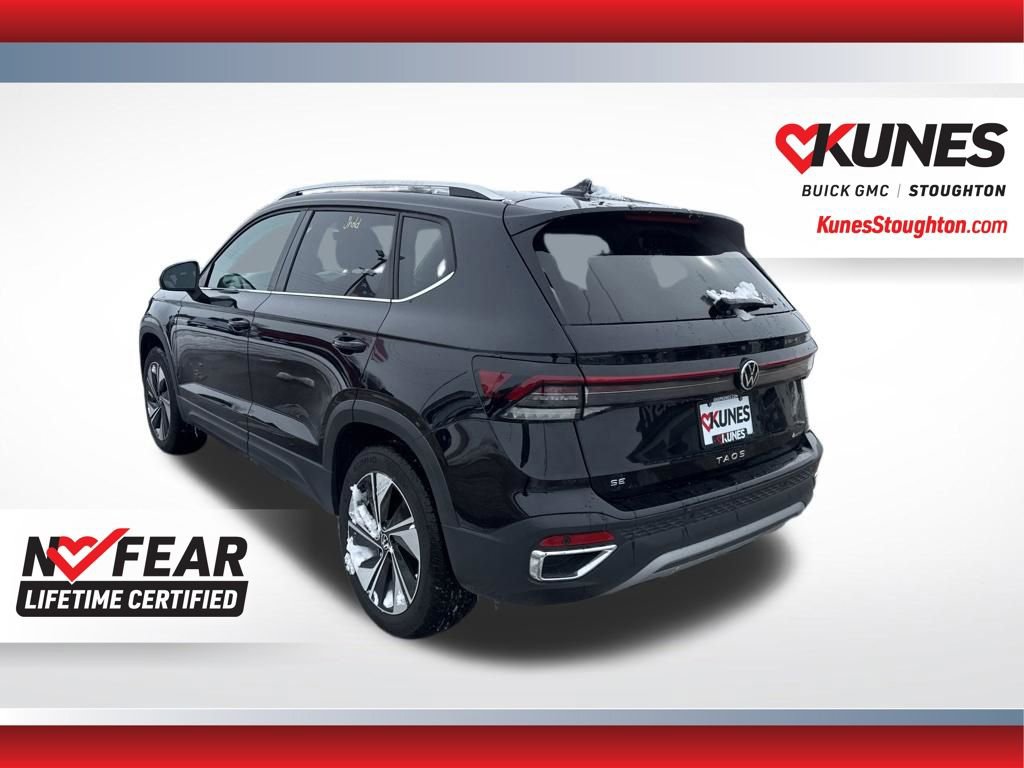 Used 2025 Volkswagen Taos SE image 8