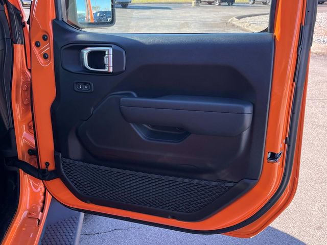 Used 2025 Jeep Wrangler Sport S image 10