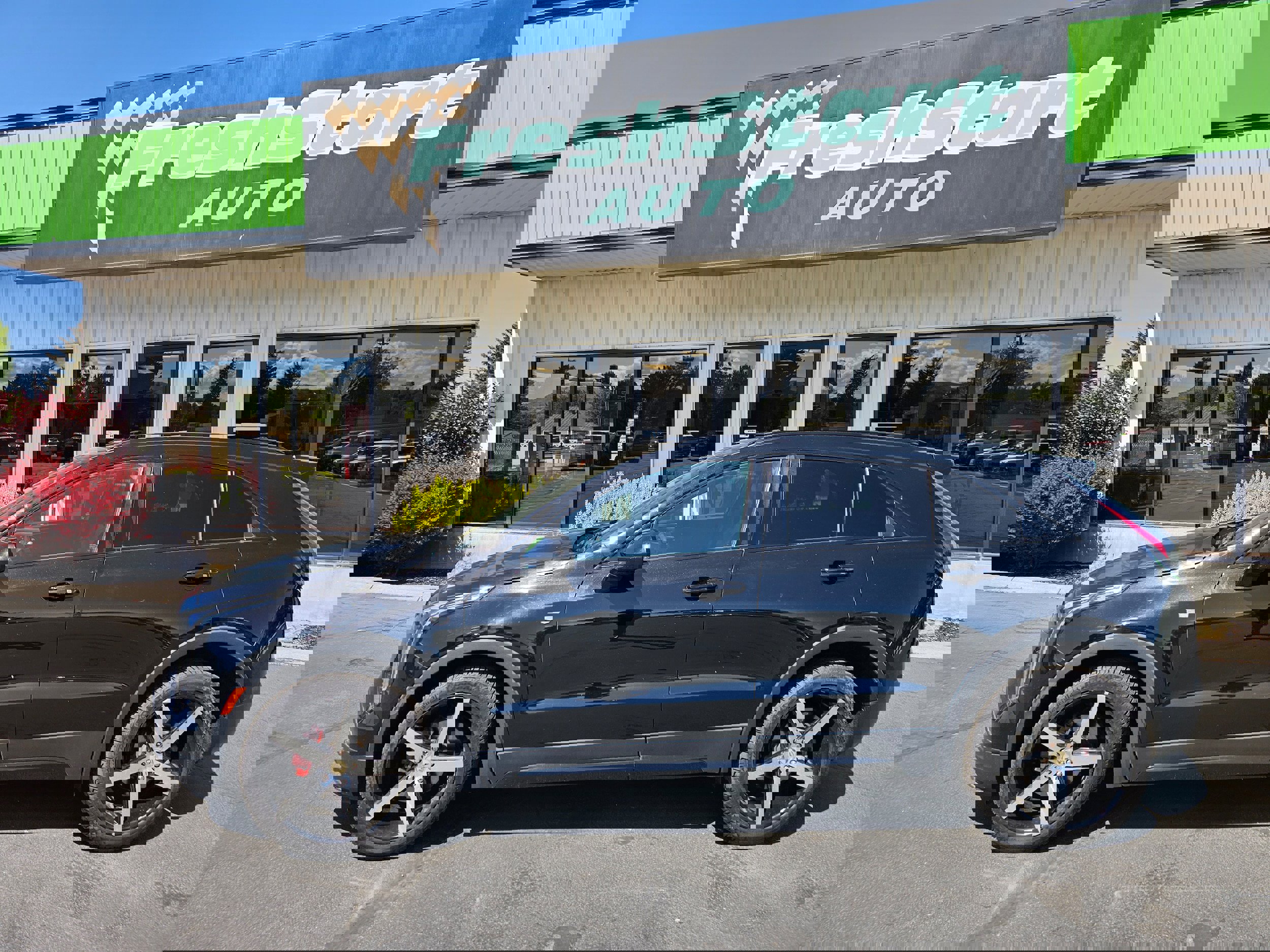 Used 2019 Cadillac XT4 Sport w/ Driver Awareness Package FWD image 1