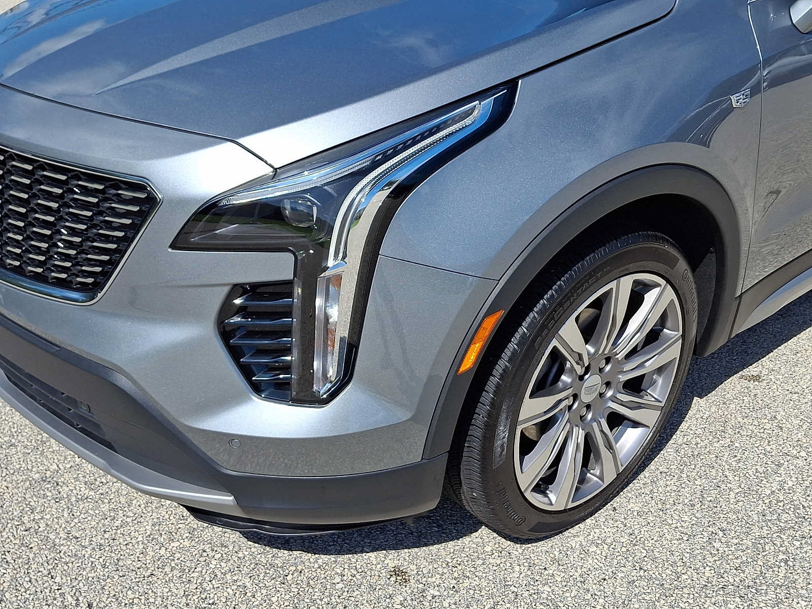 Certified 2023 Cadillac XT4 Premium Luxury AWD/4WD image 11