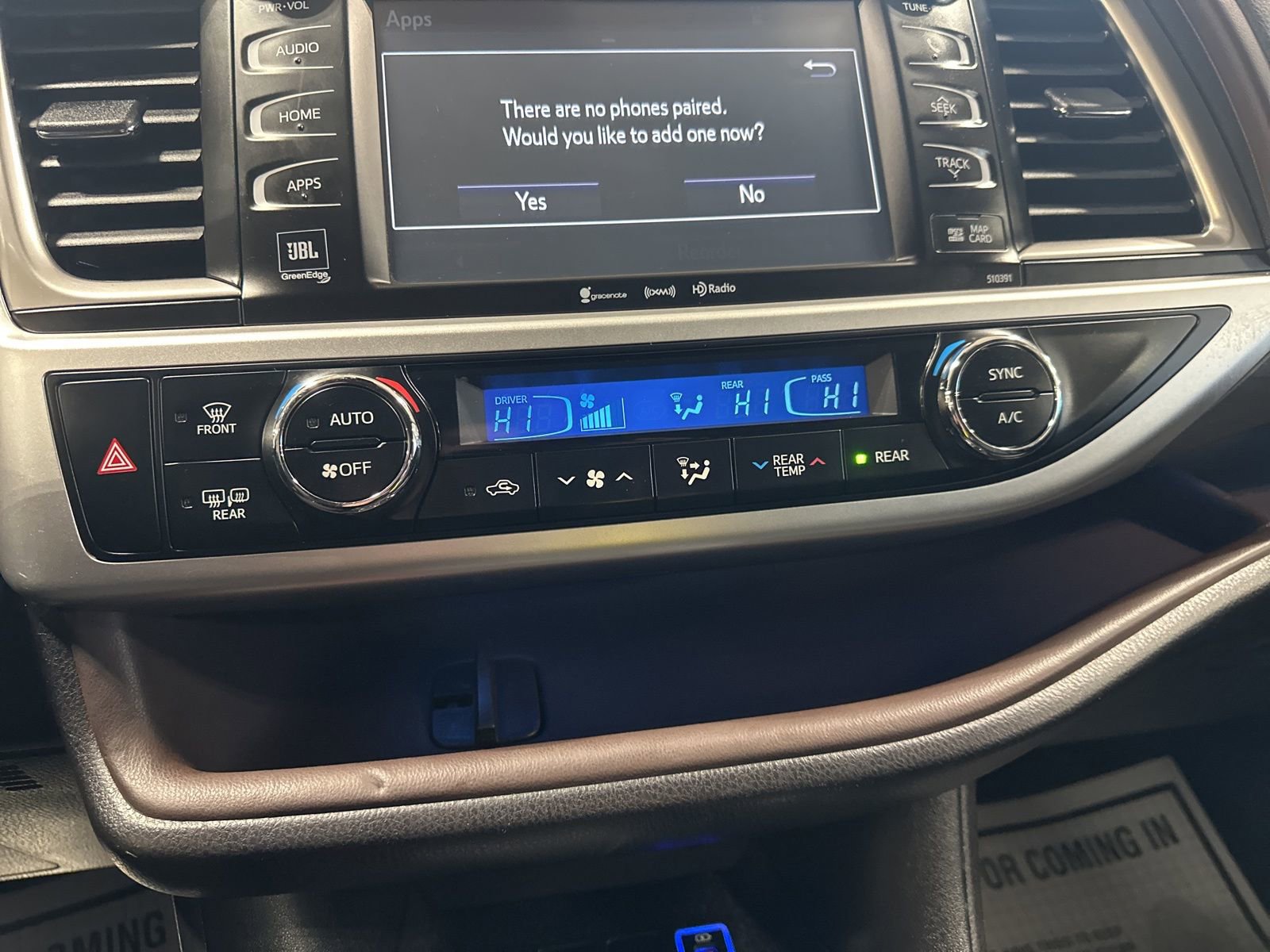 Used 2019 Toyota Highlander Limited w/ Protection Package #3 AWD/4WD image 62