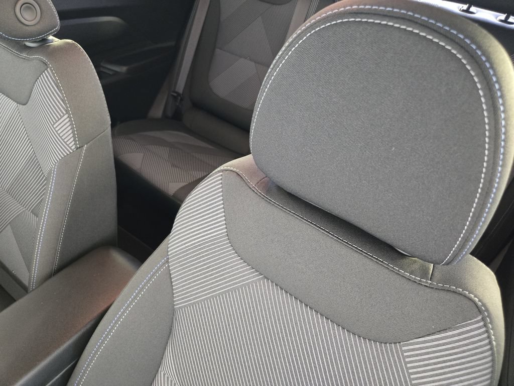 New 2027 Chevrolet Bolt LT w/ Comfort Package FWD image 26