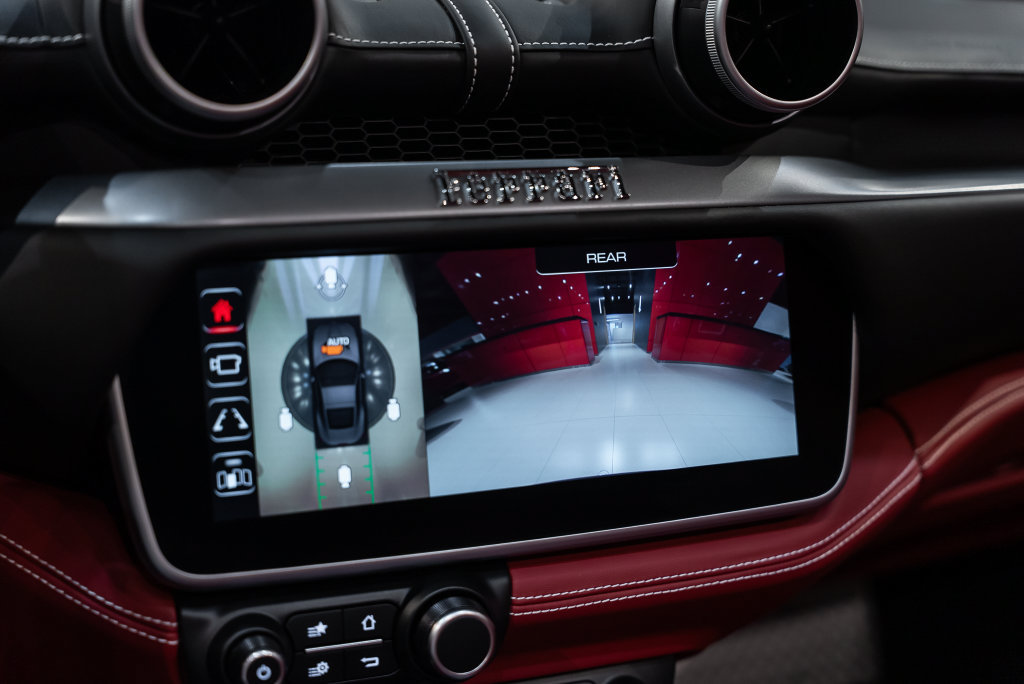 Certified 2022 Ferrari Portofino M RWD image 40
