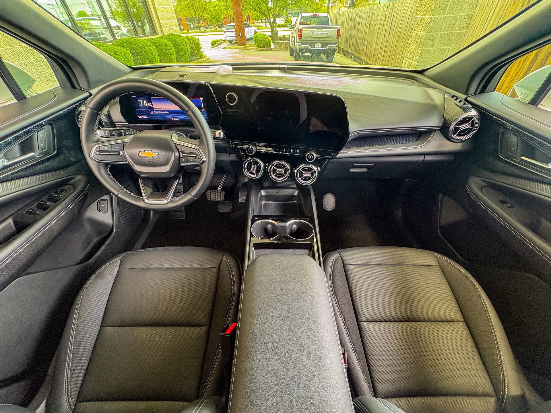 Used 2024 Chevrolet Blazer EV LT AWD/4WD image 2