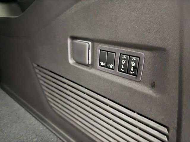 New 2026 Chevrolet Suburban High Country image 27