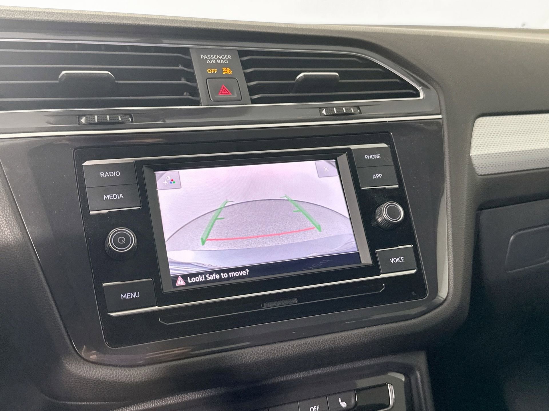 Certified 2022 Volkswagen Tiguan S image 11