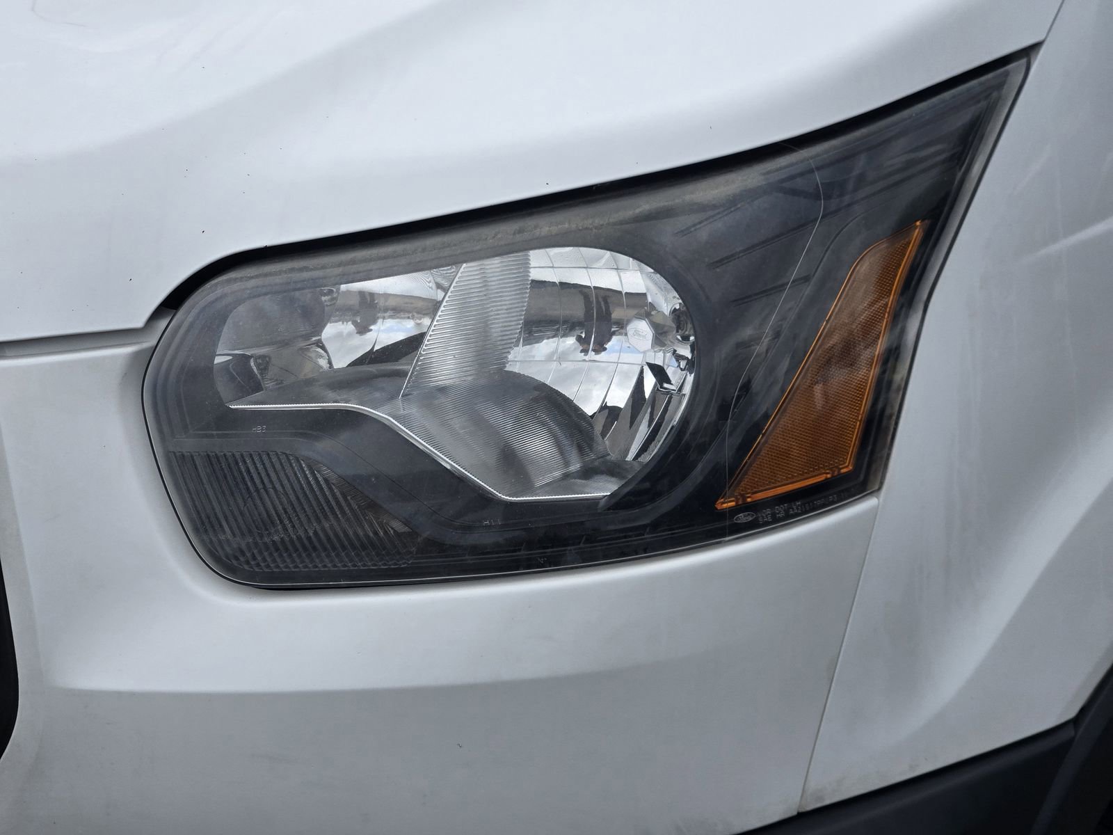 Used 2017 Ford Transit 250 148 Medium Roof image 9