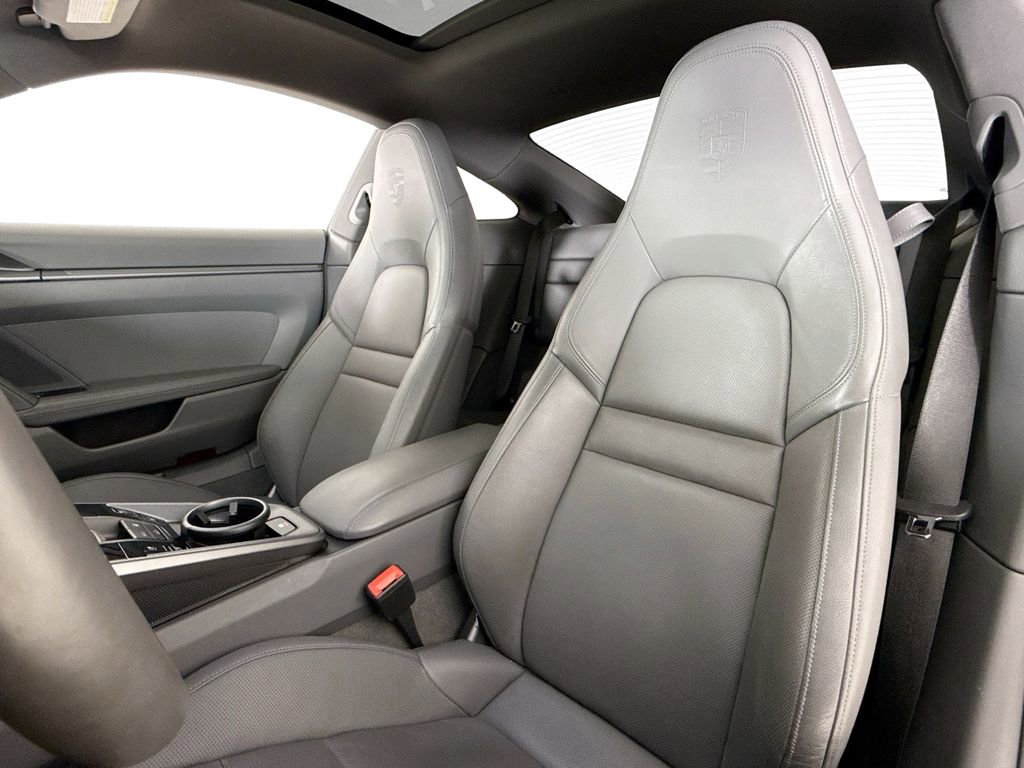 Used 2022 Porsche 911 Carrera RWD image 14