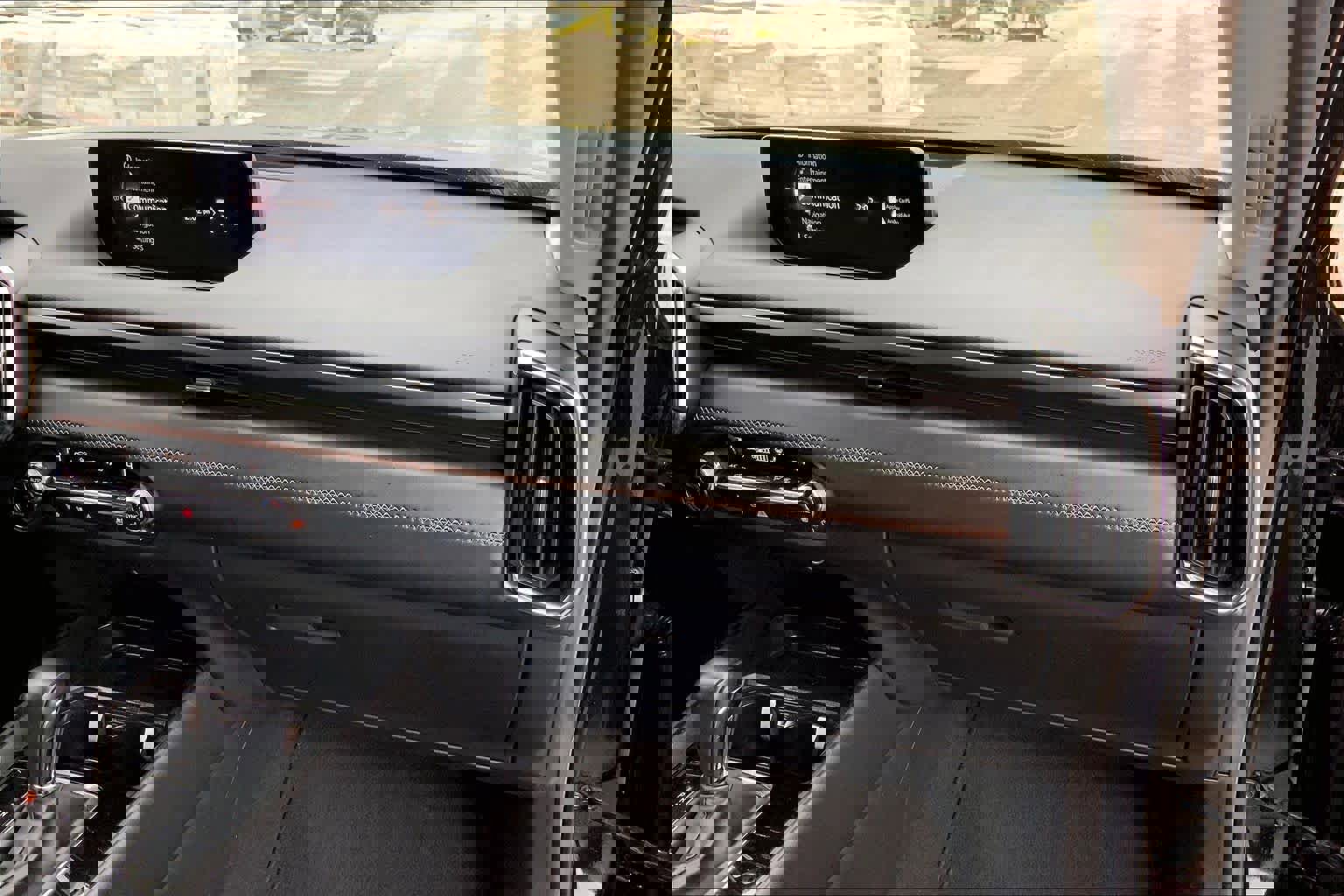 Used 2024 MAZDA CX-50 AWD 2.5 S w/ Premium Plus Pkg image 17