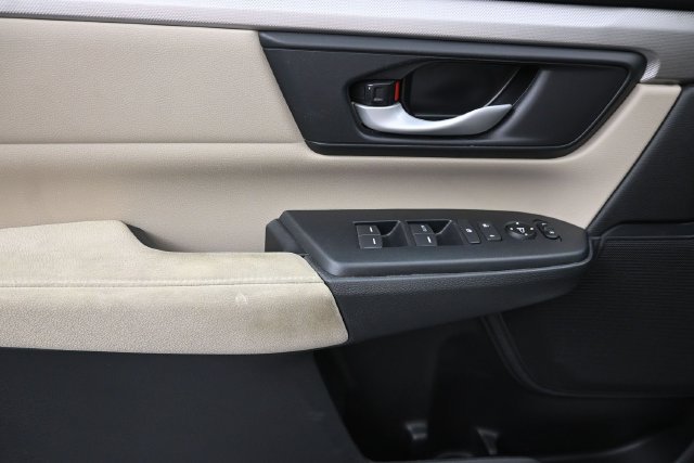 Certified 2020 Honda CR-V LX image 24