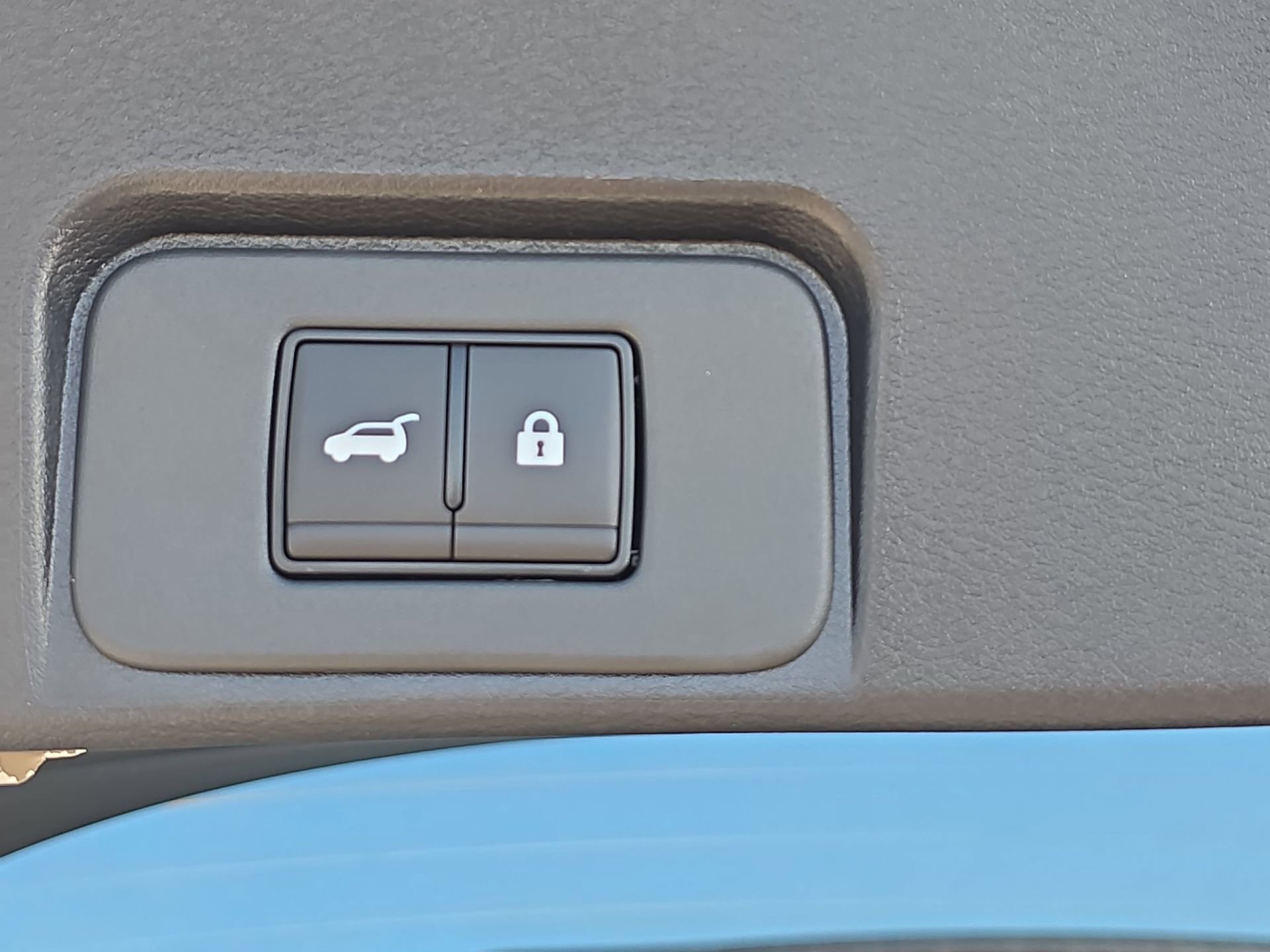 New 2026 Nissan Rogue SV w/ Cold Weather Package FWD image 13